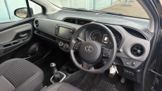 Toyota Yaris 1.5 VVT-i Icon Tech 5dr Petrol Hatchback